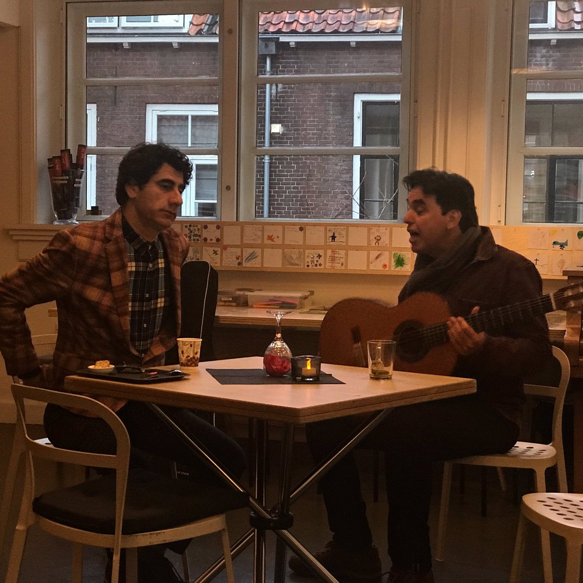 Een bijzondere voorstelling over vrijheid vanmiddag bij <a href="/MIJmuseum/">Museum IJsselstein</a> in #ijsselstein door dichter Baban Kirkuki en muzikant/componist Monir Goran.

#muziek #poëzie