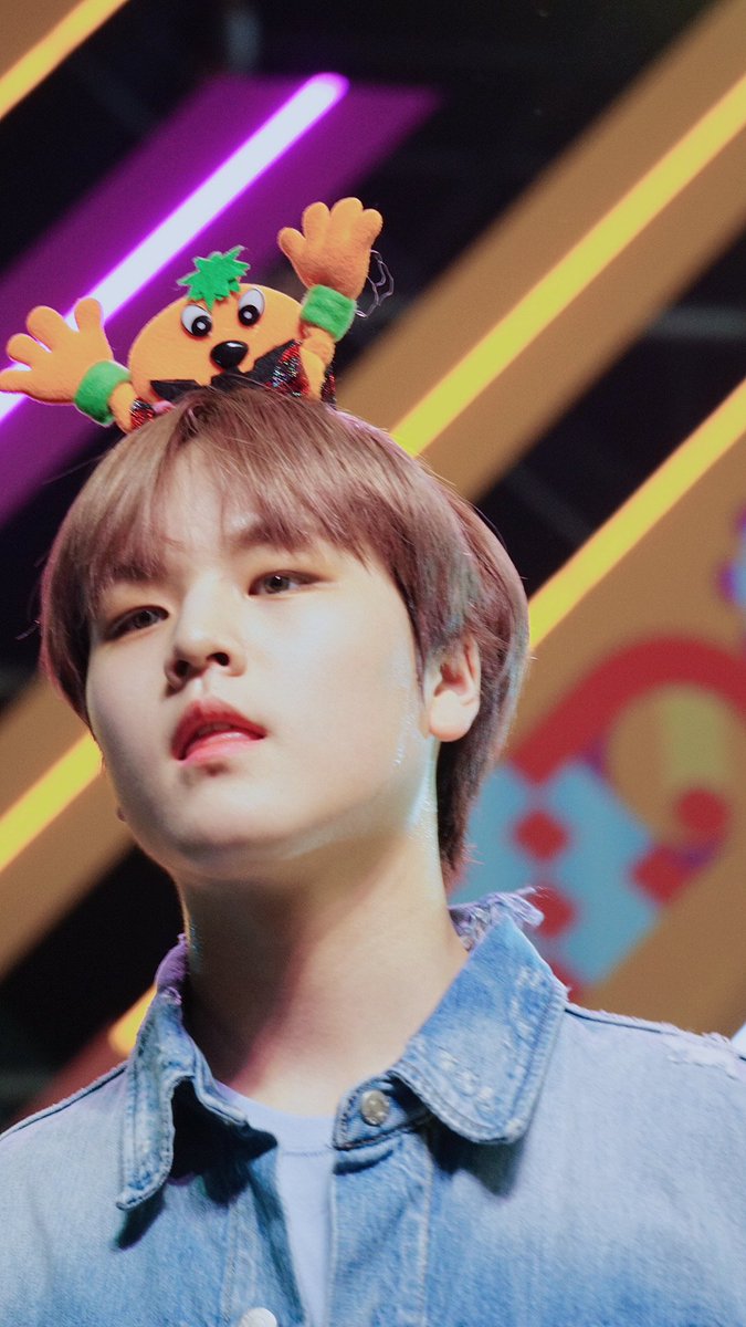 Earth0430's tweet image. 190929 ลูกมี้น่ารักอะไรขนาดนี้อยากชงนมให้กินปะแป้งนอน😍😍  #นัมโดยอนลูกกตัญญู #KCON19TH #NAMDOHYUN #x1 #KCONTHAILAND2019 #남도현