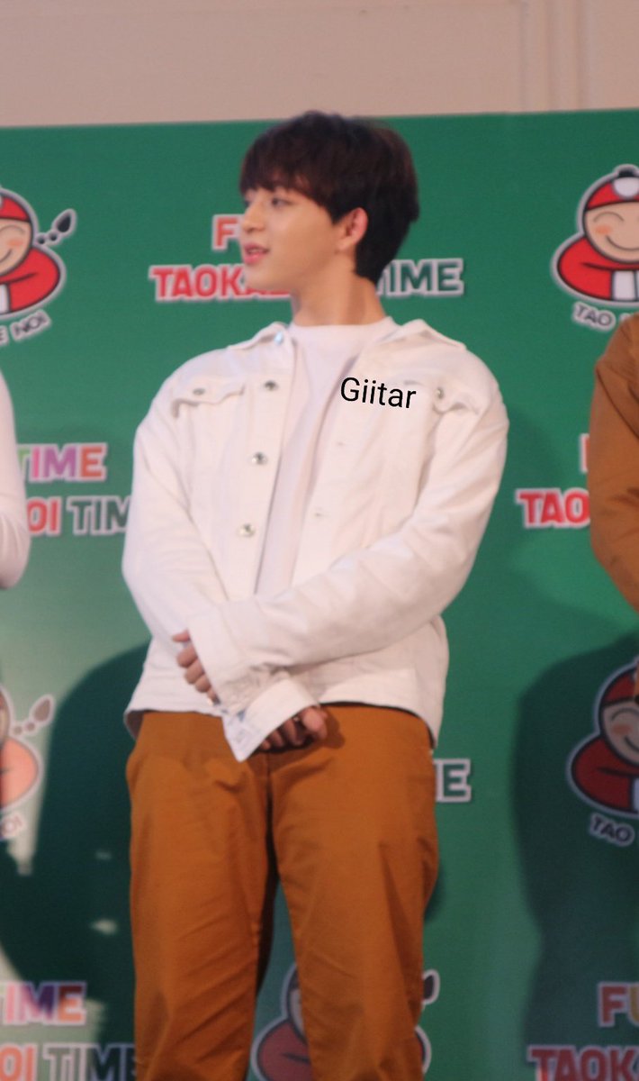 GiTarPSY's tweet photo. #บาสเด็กอ้วนที่แท้จริง
#TaoKaeNoiLaoUYD https://t.co/Mfkr3xAKQL