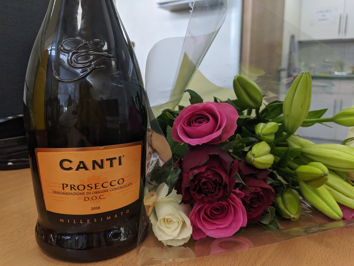 Katie Ellen Robinson tweet media