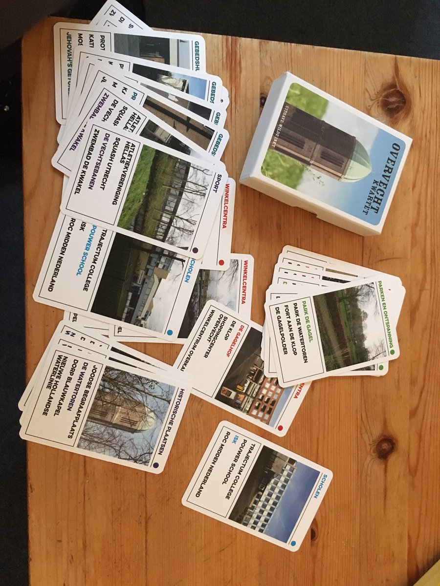 Marlies en Simon maken ook kwartetten. Bijvoorbeeld in opdracht van woningbouwverenigingen of gemeenten. Dit is hun Overvechtkwartet, waar dat allemaal mee begon. @Liesdinjens <a href="/simondewilde/">simon de wilde</a> <a href="/kwartetwinkel/">Kwartetwinkel</a>