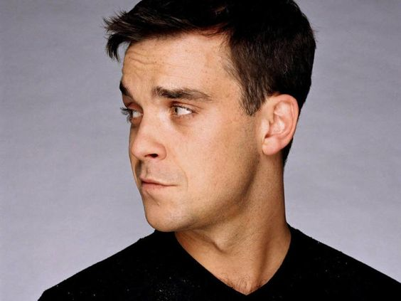 radiofanatica_'s tweet photo. "SATELLITES" @robbiewilliams 

#RobbieDay 

https://t.co/fJPoAfgkag| 🔝

And boy she #knows I'm a tornado
But #she won't let go

Coz she's in #every single city light! https://t.co/IKWUz6qzMv