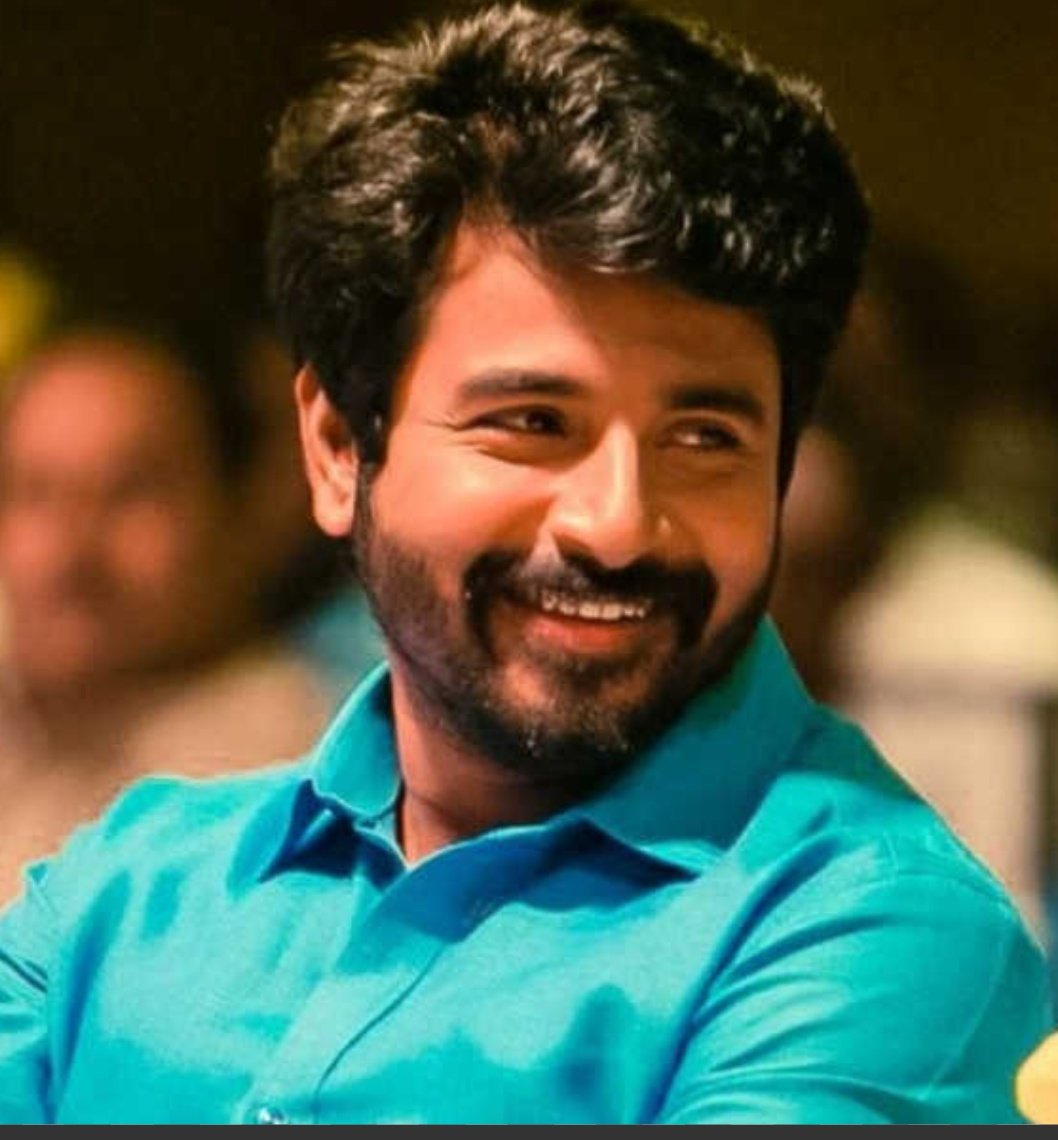 OOOZEROHATERS's tweet photo. The biggest &amp; a grand comeback for #Sivakarthikeyan!!

How many of you watched #NammaVeettuPillai already??

KS Cineplex Review - 4/5
1st half - Laughter riot!!
2nd half - Emotional tears!!

Comment your reviews &amp; rate the movie!!

#NVPBlockBuster #NVPReview #NVPRockingWorldwide https://t.co/W0ESk6YdAq