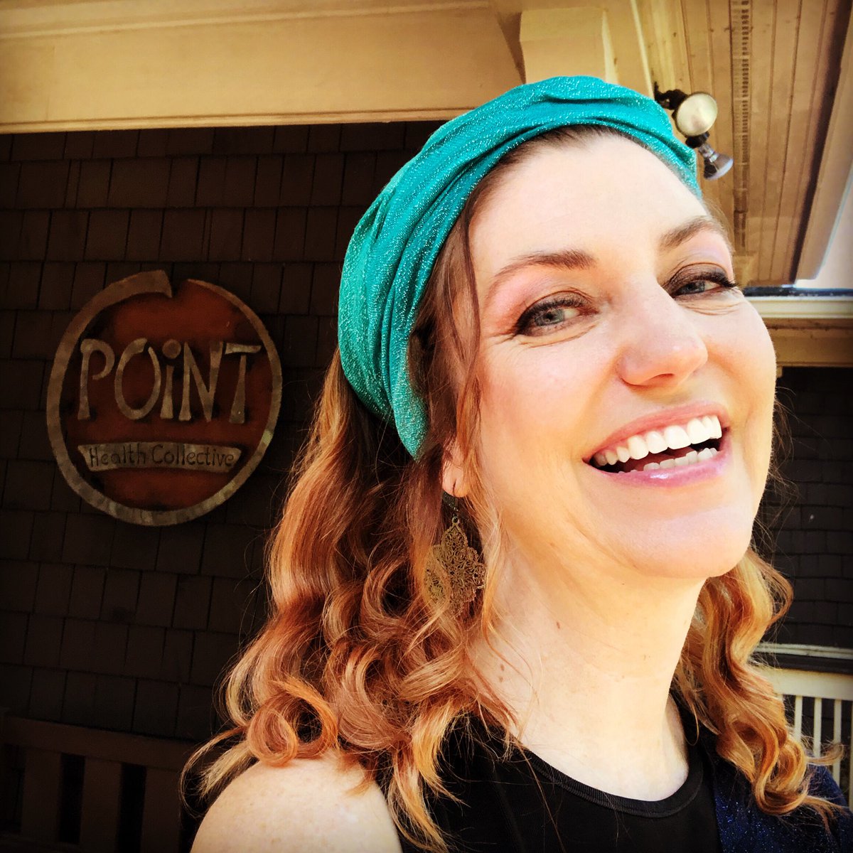 ChannelingWhite's tweet photo. I am LOVING my new office space in POiNT Health Collective on Haywood Road in West Asheville! Visit my website today to make an appointment for a #PsychicReading or a #MediumshipReading. I would love to see you!
#Asheville #WestAsheville #HaywoodRoad #PsychicMedium #LightWorker https://t.co/hWzTFEJS23