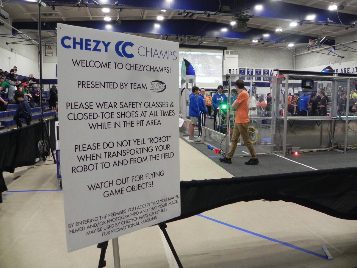 Had a great day 1 at #chezychamps yesterday! Here's hoping for another wonderful day of matches, good luck to everyone competing! #omgrobots