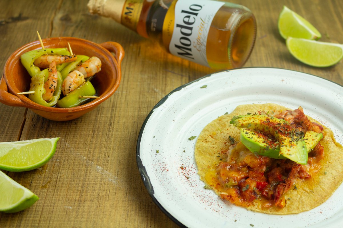 Mariscos Juan tweet media
