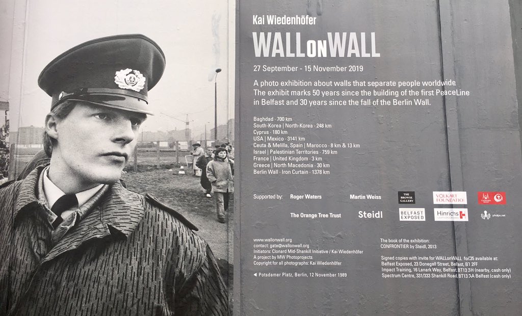 PaulaMcFetridge's tweet photo. Congratulations @drobbartist @BelfastExposed for #WallOnWall by Kai Wiedenhöfer, a powerful exhibition of boundary walls displayed on the ‘peace wall’ Cupar Way https://t.co/ajHXroiEZu https://t.co/vpD4ilFIyt