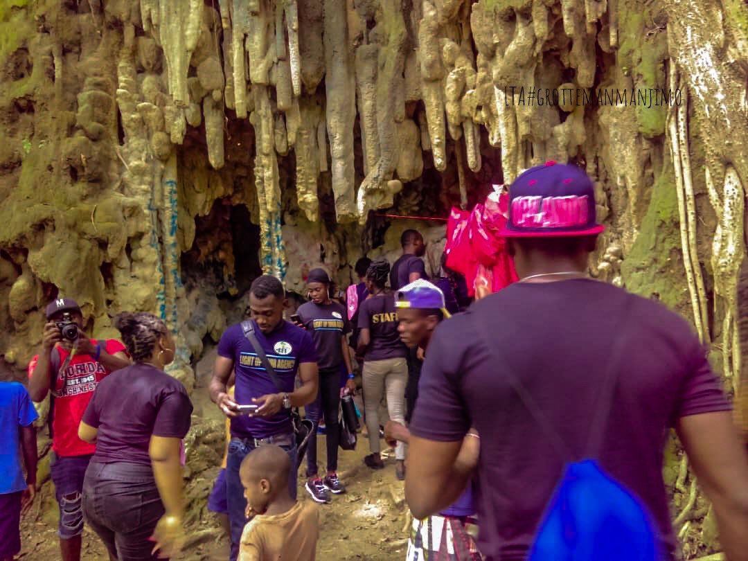 lightuptourage1's tweet photo. # Grotte manman jumo#Grotte bassin zim#LTA2019#Haiti#Plateau central # Hinche#Valorisons nos patrimoines culturels. https://t.co/ueltc6sK9L