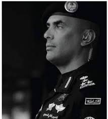 iammoooonlight's tweet photo. الان شااهد الفيديو الاكثر تداولاً قتل الحارس الشخصي للملك سلمان 

#عبدٌاِلعزيزُ_الفُغُم
رابط الفيديو 

👈👈👈

@hala27214 https://t.co/ozLXaawQA6