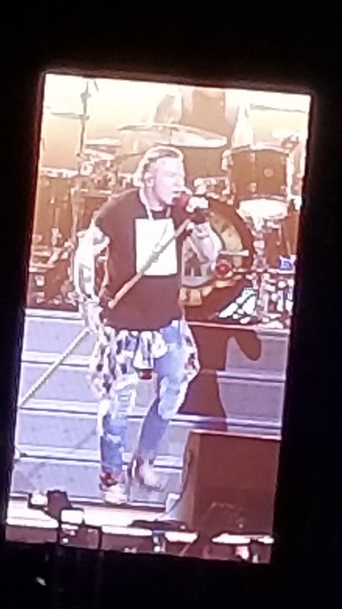 TBoland87's tweet photo. #LouderThanLifeFestival #AlwaysAxl https://t.co/b4TiuZxhXZ