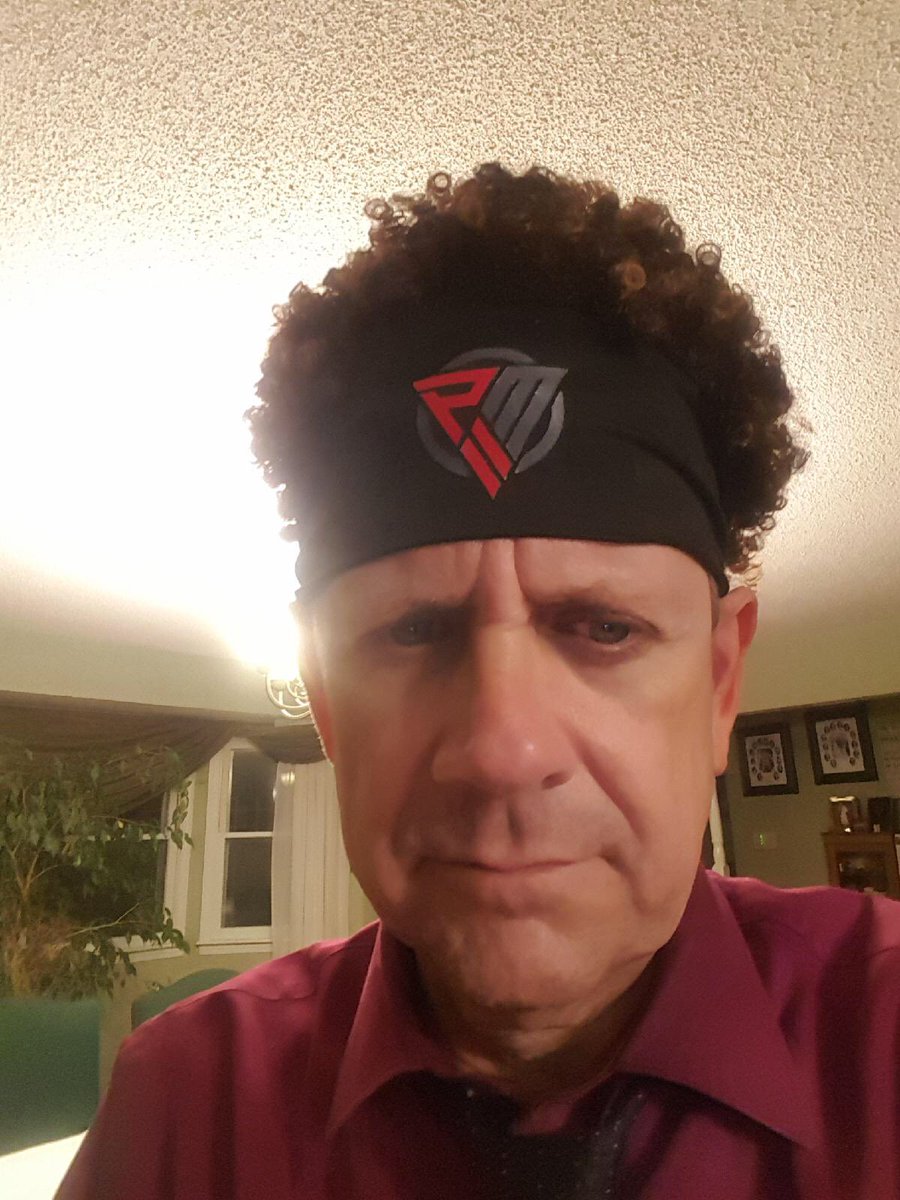 lyndilloyd's tweet photo. game day mood https://t.co/iBjgzfHUx7