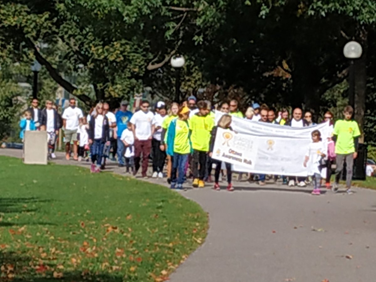 stefspera's tweet photo. A successful walk today thanks in part to the generousity of @fairmountlaurier, @boomottawa and  @TimMorganBoom for coming out today for Ottawa's @BladderCancerCA Awareness walk here in Ottawa.  #bccwalk https://t.co/aefil9KYsI