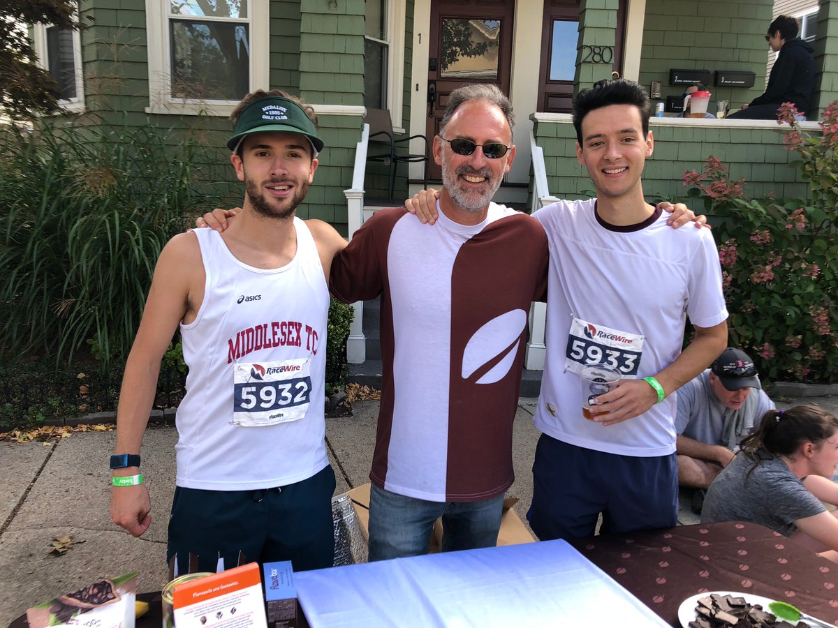 We had a blast talking chocolate and celebrating with runners at the block party following the Paddy's 5k race today in Cambridge, MA! Thanks to all who stopped by. 🍫🏃‍♂️🏃‍♀️#havaflava