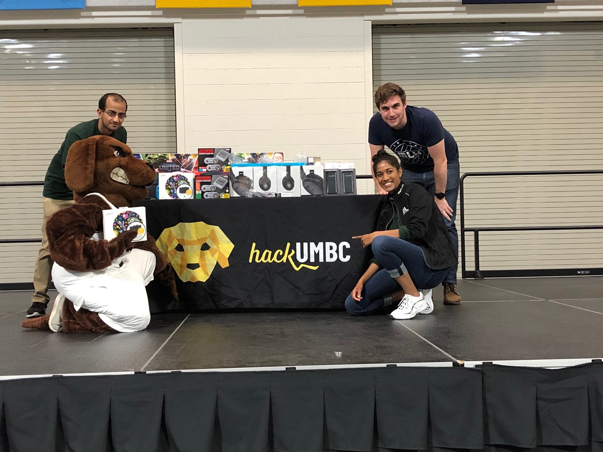 umbccsee's tweet image. Look who showed up to help judge at #HackUMBC!   @UMBC