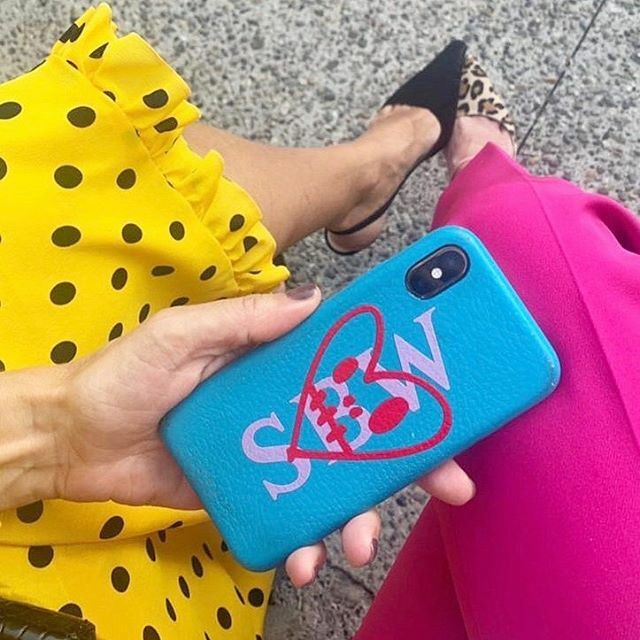 chaossocialclub's tweet image. Today it’s all about the Hayden case... 💗💛💙 @haydenkays @188e76 #ChaosClub #sundayfunday #monogrameverything #coolaf #haydenkays ift.tt/2mI12pY