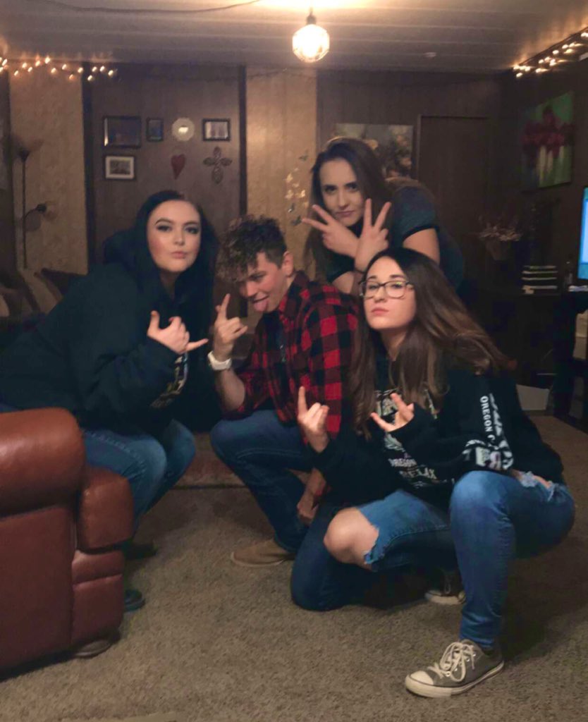 BriannaaLeeee's tweet photo. two years and we still servin looks 👀🤘🏻 https://t.co/GULrvzwgqr