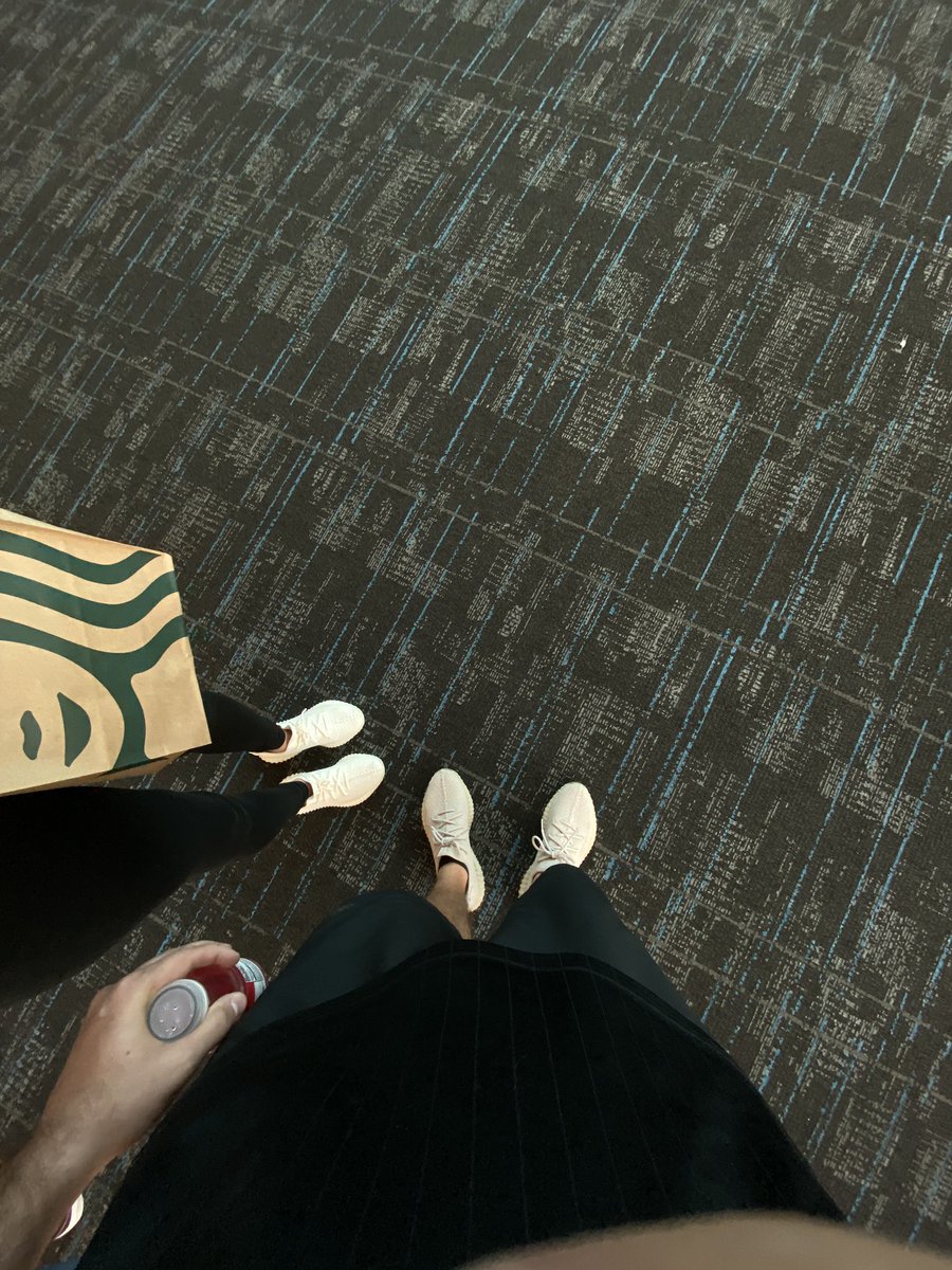 j_buzzi's tweet photo. On my airport @wex1200 vibe lately. Can we start a #WexFlex hashtag? https://t.co/QUSsSqcsu0