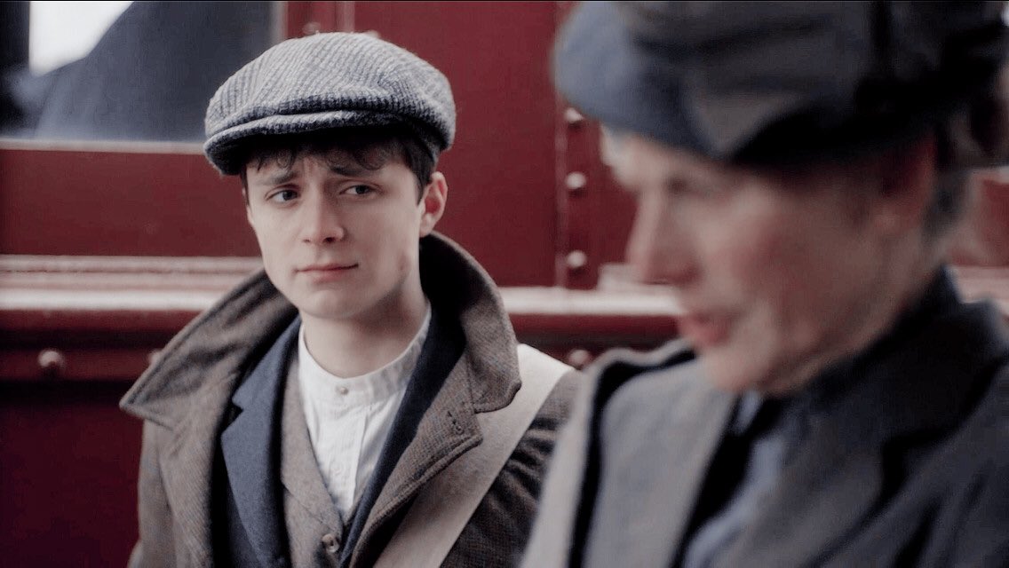 probably the only funny scene of the episode,,   #annewithane