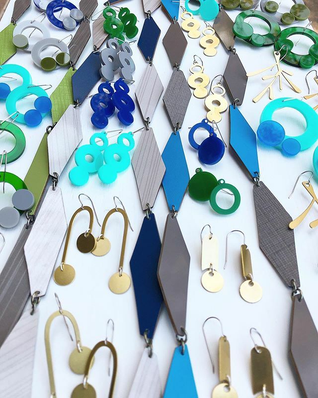 Sunday blues looking good &amp; headed to <a href="/thefort/">steve lauderdale</a>.3512! 💙♻️🌎 ift.tt/2ope1Nz