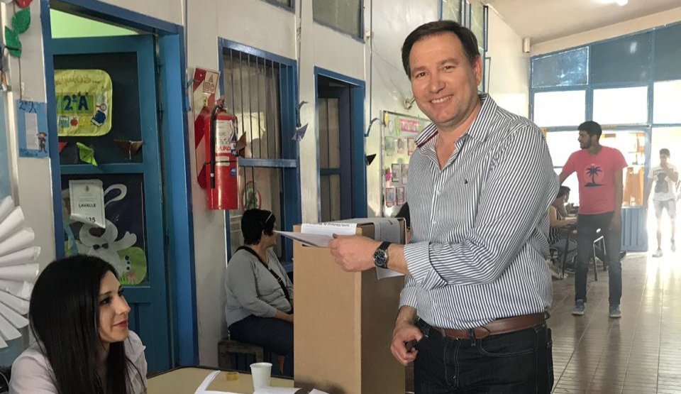 PONGAMOS A MENDOZA DE PIE
Hoy es un día muy importante. Votemos con la esperanza de volver a tener una provincia pujante, con un gobierno que piense en el bienestar de TOD☀️S