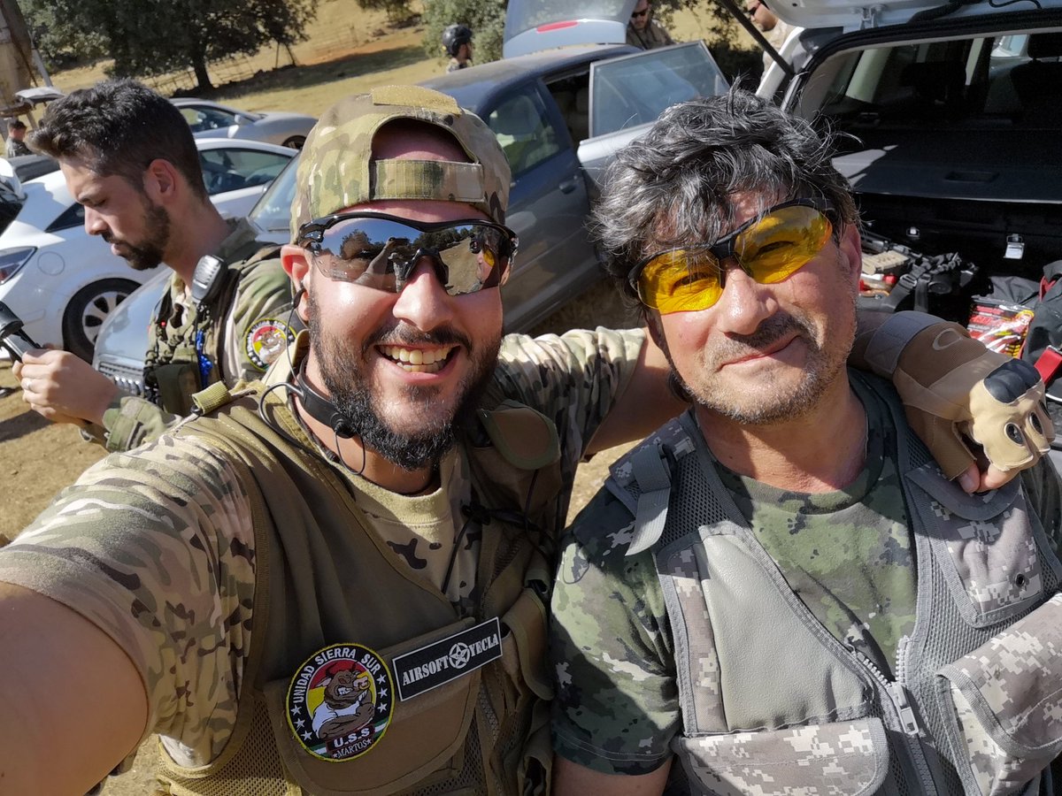 USS_Airsoft's tweet photo. Operación "Bienvenido Otoño" en Alcalá la Real. https://t.co/0n0sZ9FIUf