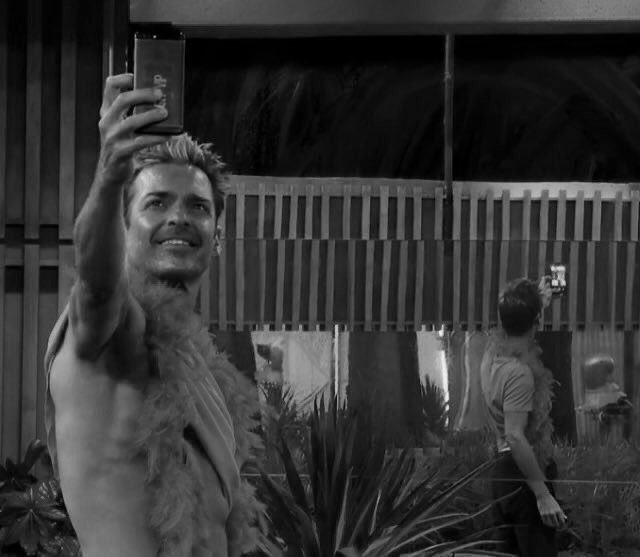 abuelayeye123's tweet image. Menudas tramas tenemos #SomosLaAudiencia29S  desde que expulsaron a @HugoCastejon  madremia Paco @ghoficial @Iagare @jjaviervazquez #GHVIP29S #GHVIPDBT