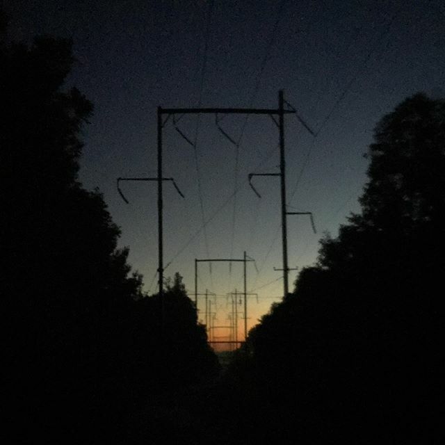 Early morning #run on the Bala Cynwyd Heritage Trail. Probably should’ve brought my headlamp.  #runphilly #sunrise ift.tt/2nDCcHV