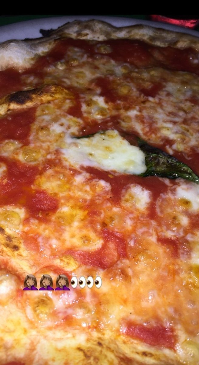 Isafro_'s tweet image. El tatuaje nada que ver pero hoy me levanté al mediodía, y comi eh vine a hacerme un tatuaje..