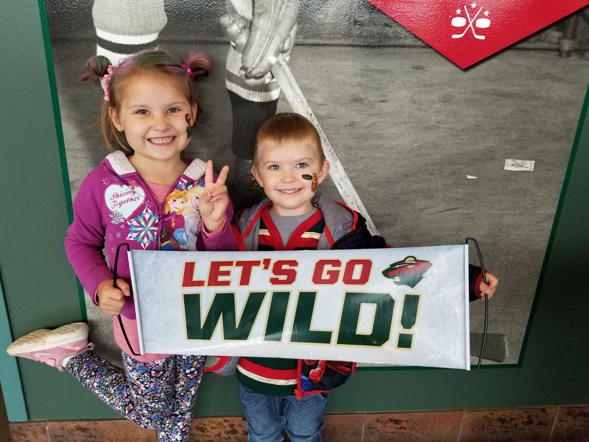JimTrebisovsky's tweet photo. Let's go wild!! #mnwild https://t.co/ZVDkjRv5Id