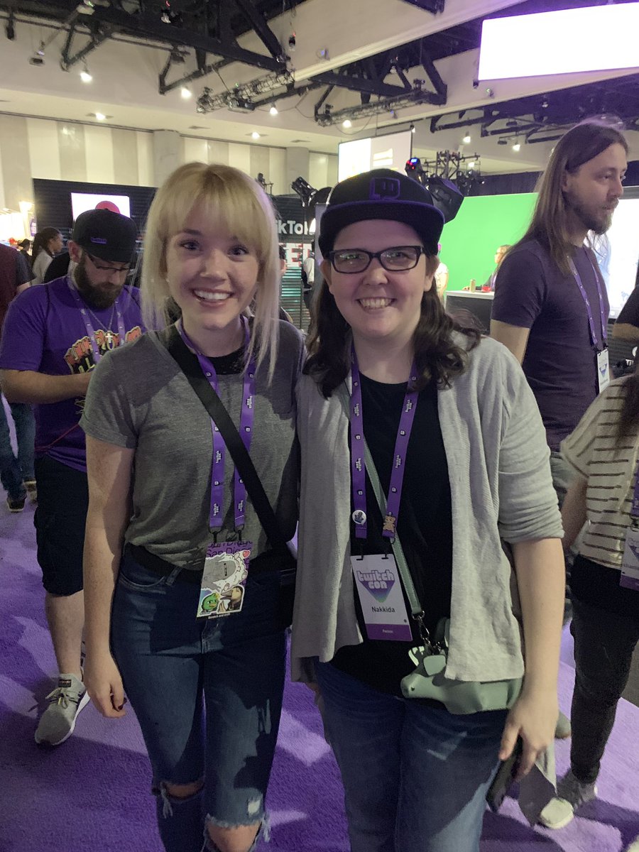 defunctus's tweet image. Ellie &amp;amp; Tessa @sodakite @NakkiNakk #NoPixel #TwitchCon2019