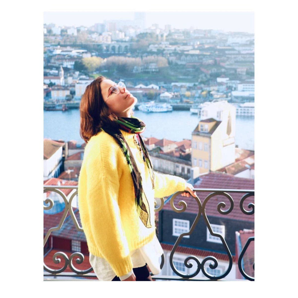 grupo_hello's tweet photo. Hoy en nuestras #RecomendacionesHello , @Marianella_Cis le dedica este peazo post a @Suddenly_This en nuestra cuenta de Insta 

Nos hemos emocionado y mucho.  Antes de ir a verlo llévate los kleenex.

La nena mágica, como la llama Marián.

https://t.co/r31LlV7K69

#infertilpandy https://t.co/YvHaLm6raj