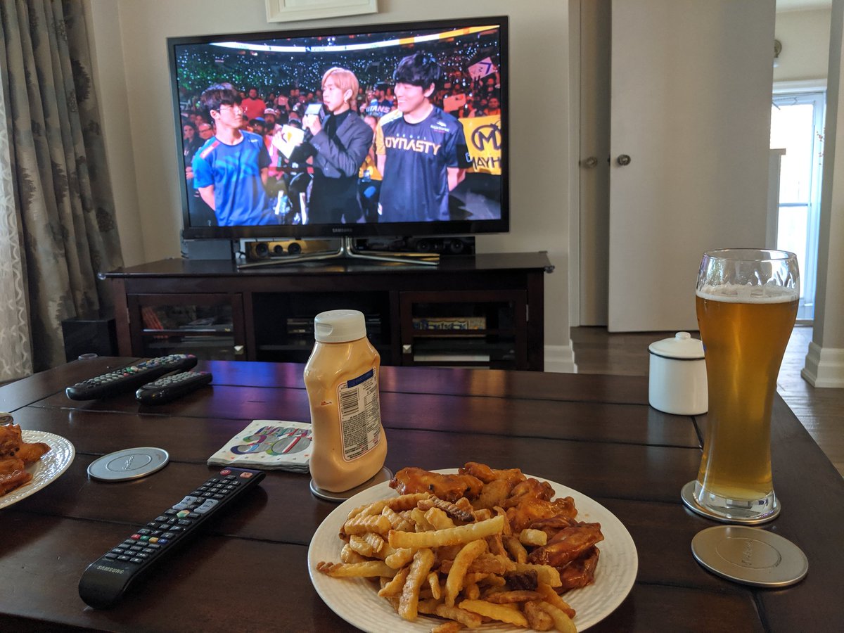 Who needs Superbowl Sunday when you have the @overwatchleague #GrandFinal on TV? #OWL2019