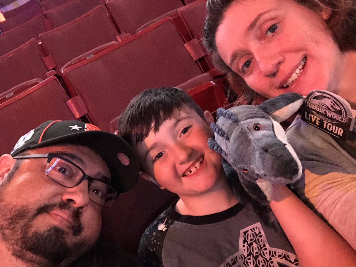 AtomicAngel tweet media