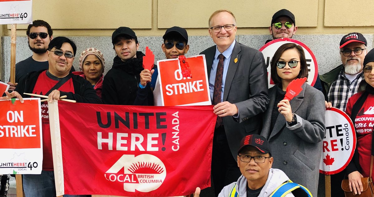 Stopped by Rosewood Hotel Georgia this afternoon on my way to #CTV interview to show my #solidarity with #Local40 workers. 
#NDP #UnionStrike #OnStrike