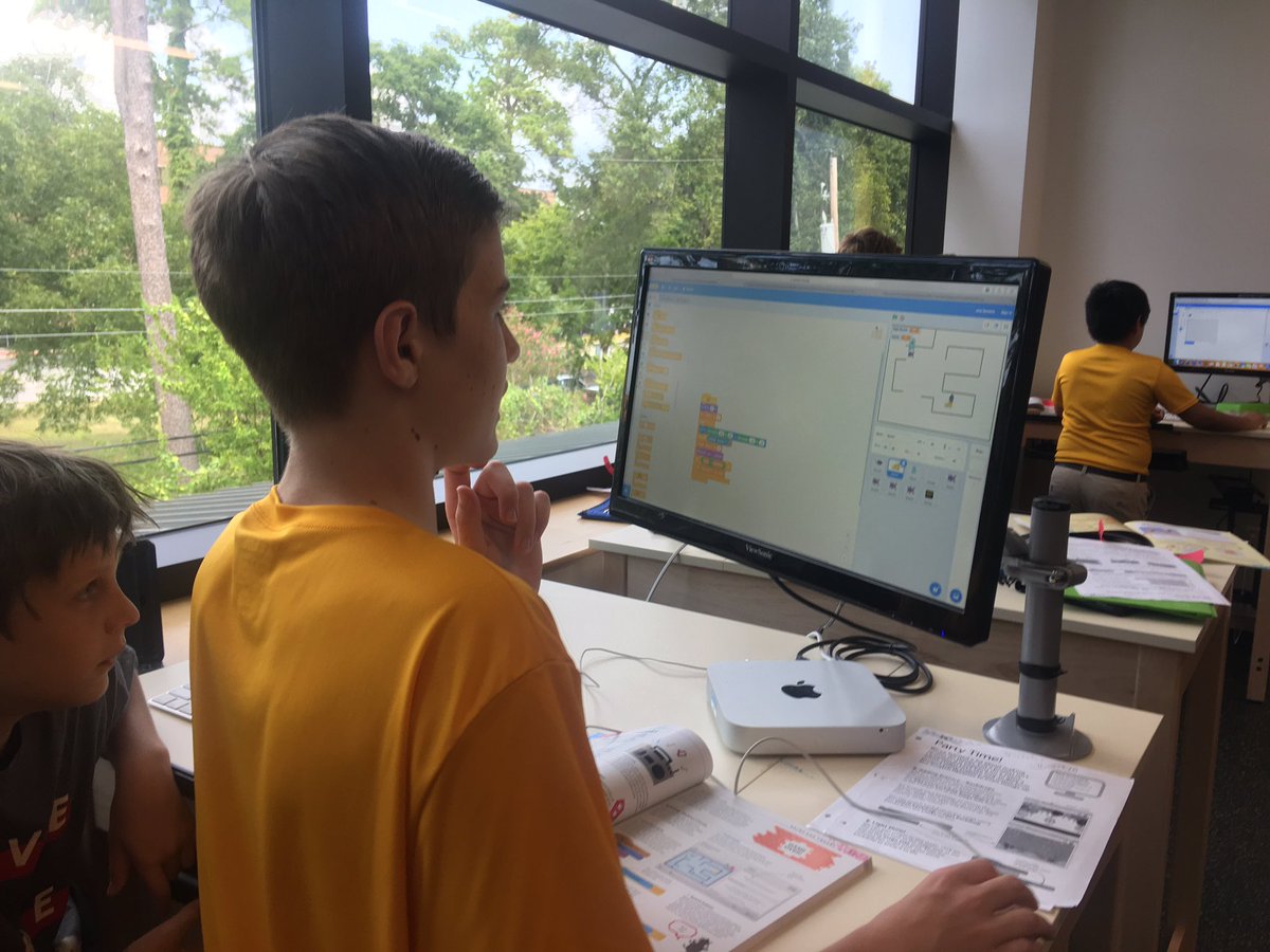 technology_sml's tweet photo. Coding with Scratch https://t.co/n7L4SD7e17