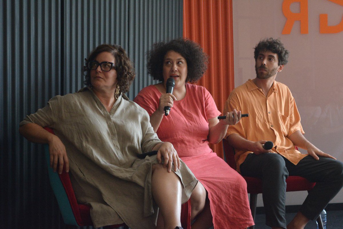 designweekrd's tweet photo. Quisqueya Henríquez, Natalia Ortega y Javier Reyes conversan sobre su proceso de creación artística y diseño artesanal como parte del programa de charlas de #DesignWeekRD. https://t.co/78eQFk2qzR