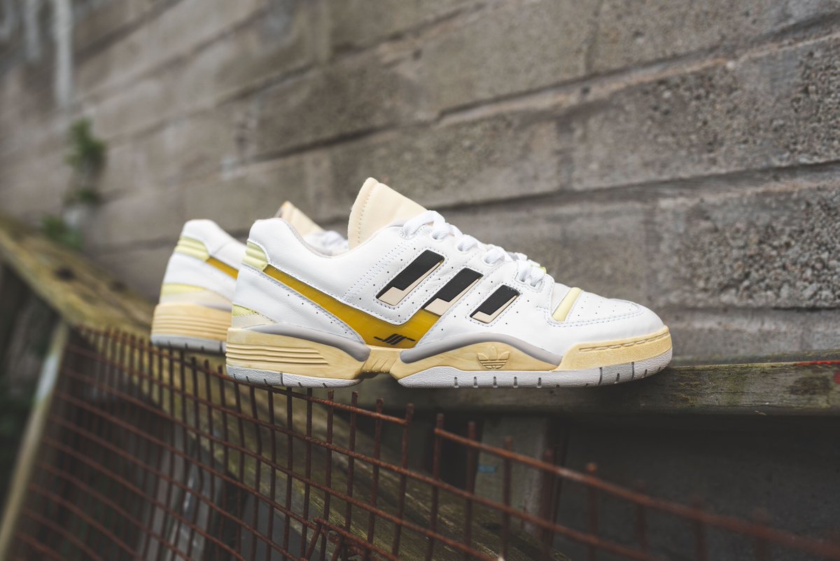 adidas consortium torsion comp x hal