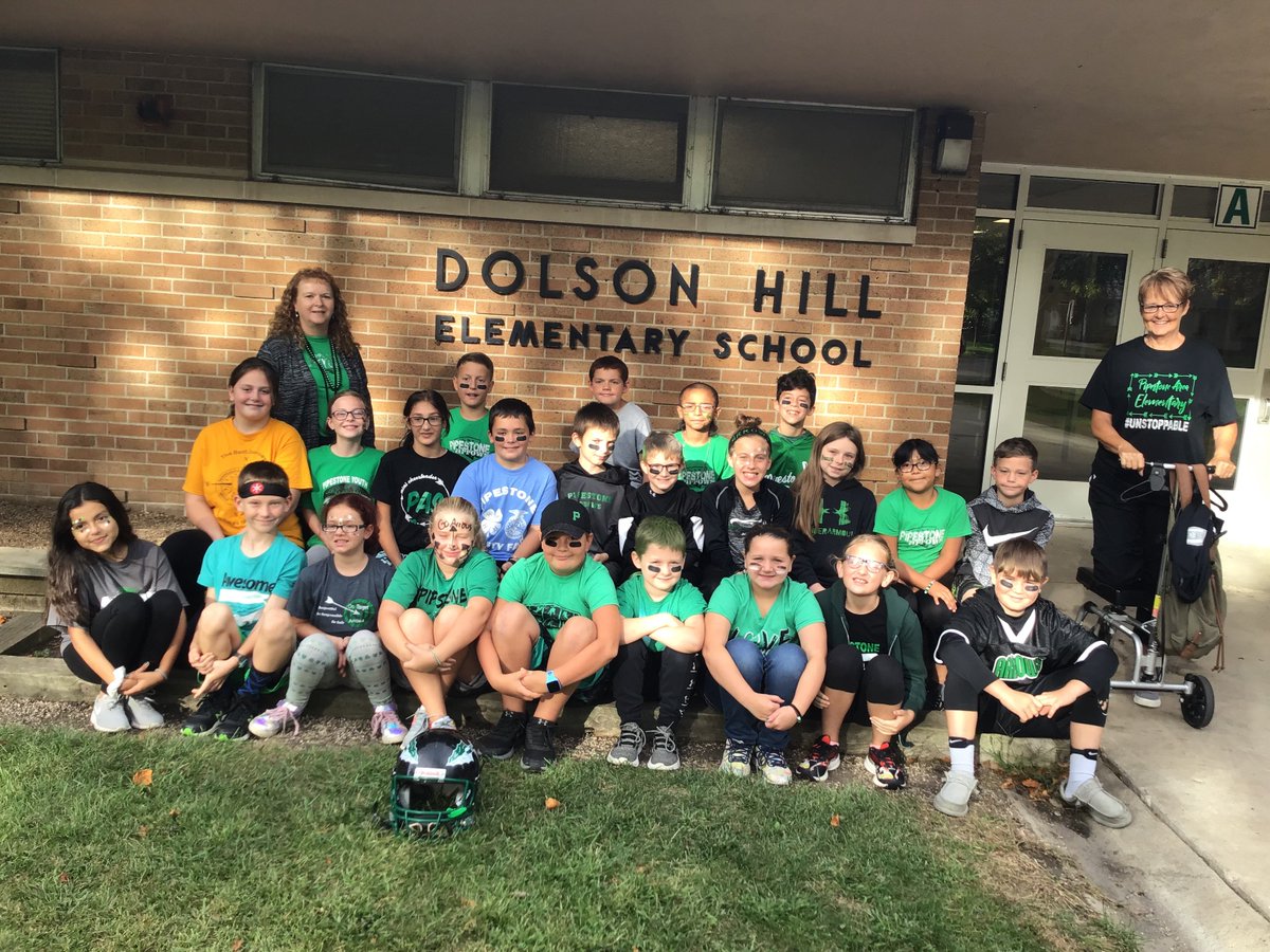 NS4th's tweet photo. Just showing a little PAS Pride with our green/black/white and the cheer squad shows up and joins us! #LimitlessSchool  #schoolswag https://t.co/kXCfm5QT1m