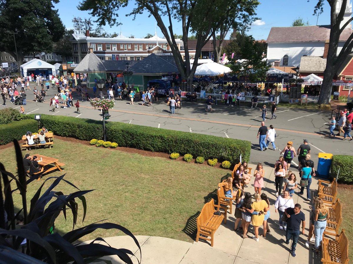 sharifiveash's tweet photo. ⁦@CTvisit⁩ and ⁦@TheBigEFair⁩ our time is coming to a close, but it was a record breaking year! https://t.co/mCPMN3jtqW