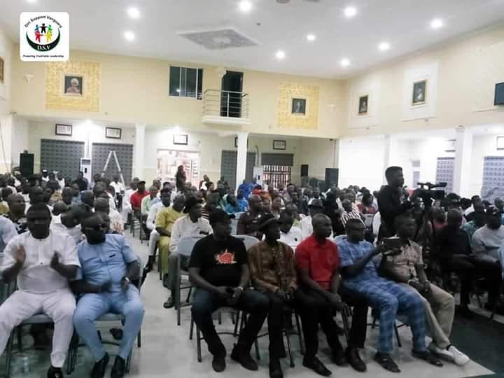 DiriSupport's tweet photo. OGBIA POLITICAL STAKEHOLDERS DECLARE UNFLINCHING SUPPORT FOR DIRI/EWHRUDJAKPO

...says APC has no support base in Ogbia LGA
@iamDouyeDiri 
@iamHSDickson 
@Oruaze 
@BayelsaLink https://t.co/Gsa2hMmlwv