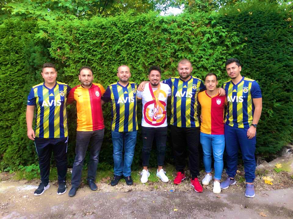 Ezeli Rekabet Ebedi Dostluk💛💙💛❤️#beyazfutbolkonusu