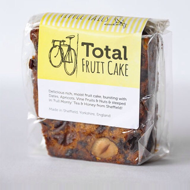 TippleTails's tweet photo. Nothing better than a cup of @YorkshireTea and a slice of #totalfruitcake to help your recovery @Mads__Pedersen after such an epic ride today @Yorkshire2019 🎉🎉🎉 #extraoomph #pocketpacketofpower #worldchampion https://t.co/RHyNPXonB3