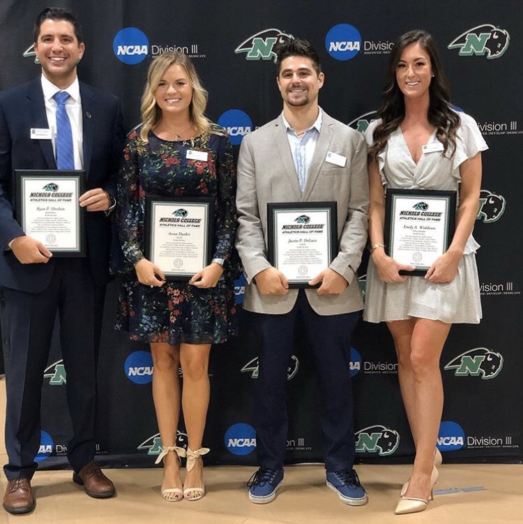 Sunnyboost's tweet photo. Thanks for the Hall Of Fame induction! @ncbison https://t.co/5yF4YWC0oe