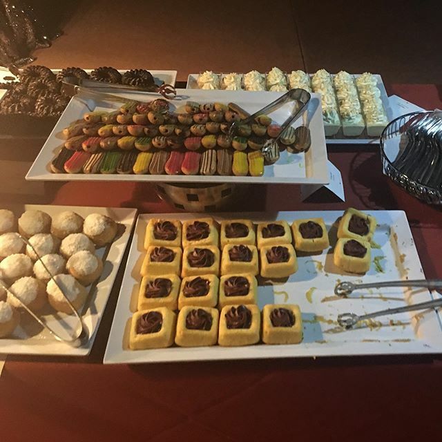 TheDaveKay's tweet photo. What a #dessertparty! What looks the best to you? I liked the Creme brรปlรฉe the most! #epcot #epcotfoodandwinefestival #epcotfoodandwine #epcotfoodandwine2019 #epcotfoodandwinefestival2019 #epcotfoodfestival #mediaday #familymediaday #tasteepcot #hosted https://t.co/M5KsgSJExm https://t.co/0usC4HkWDy