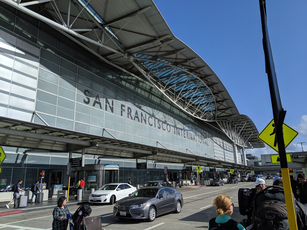 RobertBreker's tweet image. Well hello, San Francisco - Looking forward to #CitrixConverge this week!