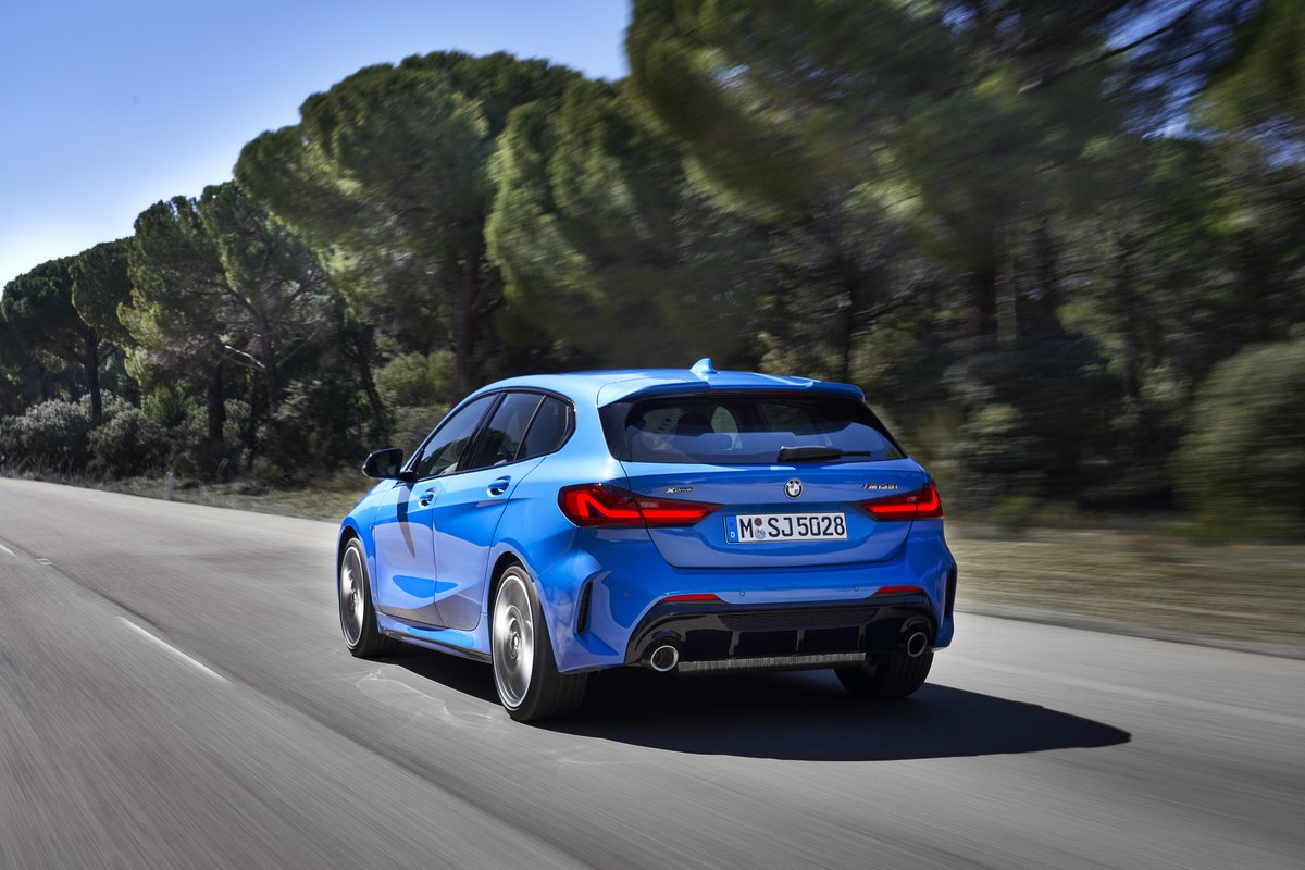 motor16's tweet photo. Hemos #conducido el #nuevo @BMWEspana #Serie 1, #échale un #vistazo.: https://t.co/D76SajuAjK https://t.co/uRYI0uGNHX