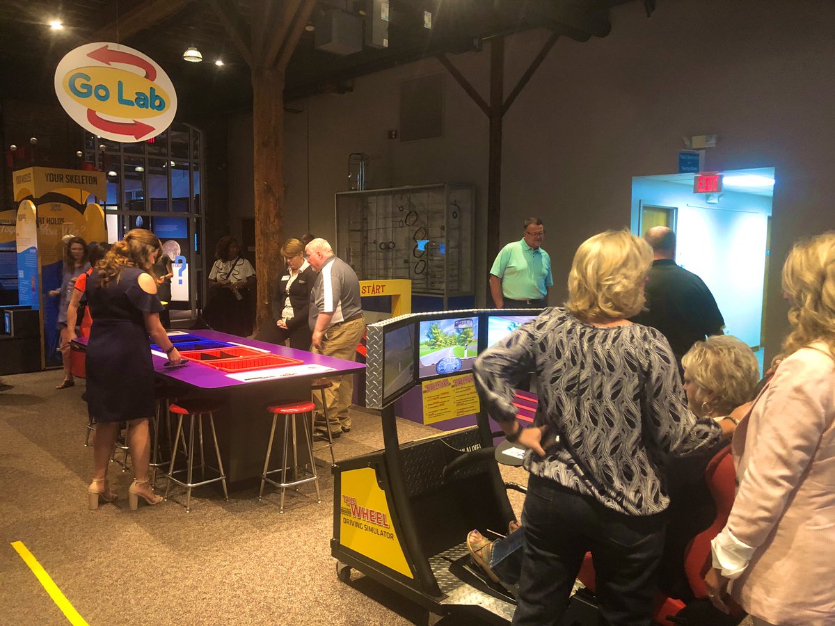 ESConsortium's tweet image. Kicking off tonight in Newark’s own Works Museum.  Great to catch up with new and returning members as we prepare to visit @Newark_Schools tomorrow.