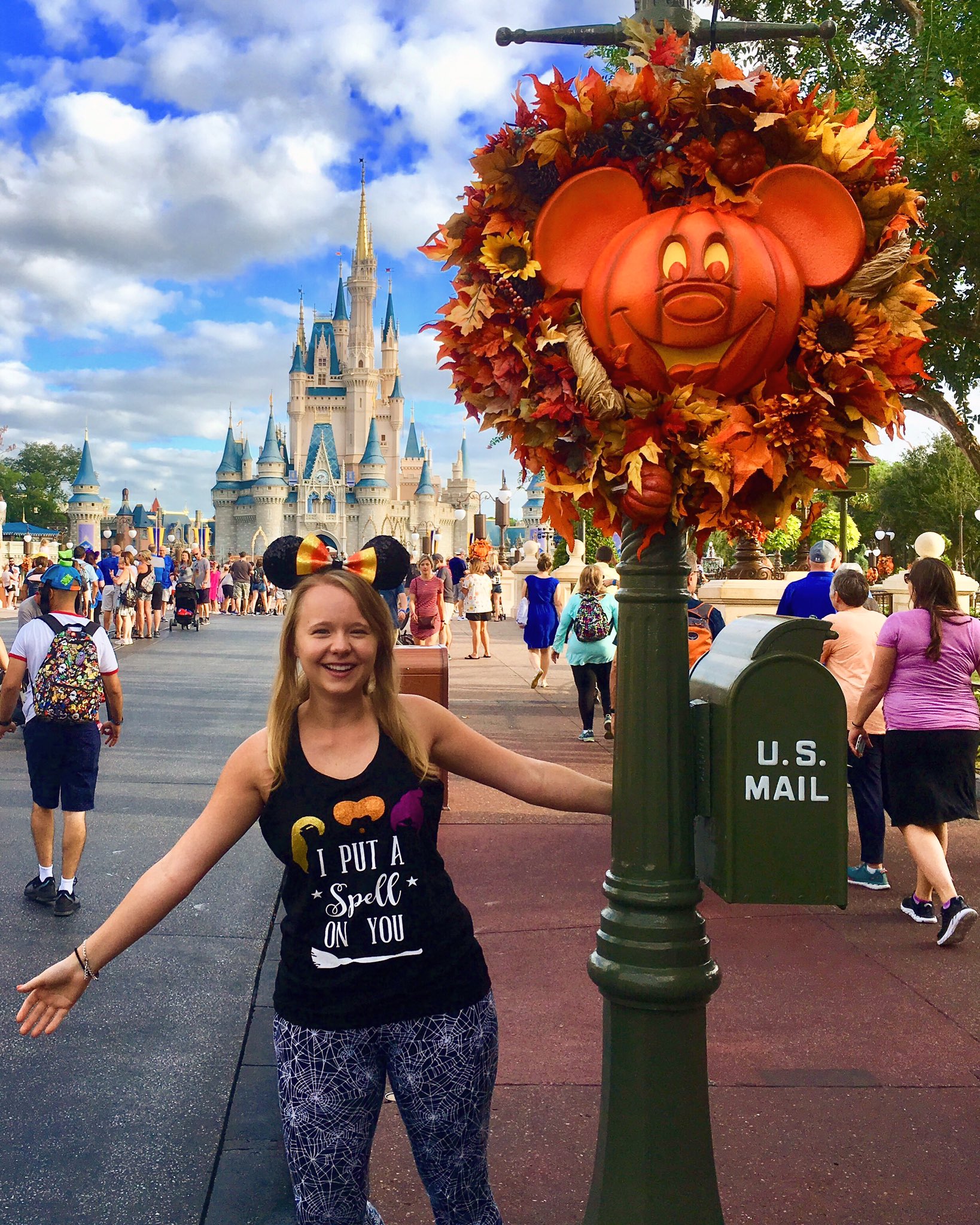 Kaylee Bowers on Twitter: "Hocus Pocus! I can\
