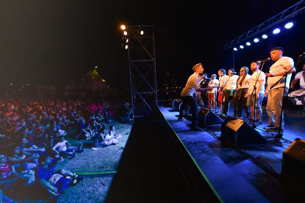 Así se vive el festival de @laolaesperanza 🌊🤩 con miles de personas que colmaron el Parque Rodó 🙏🎡🎢
¡<a href="/viva_uy/">Viva!</a> para todo el mundo! 🔝🙌

#viva!