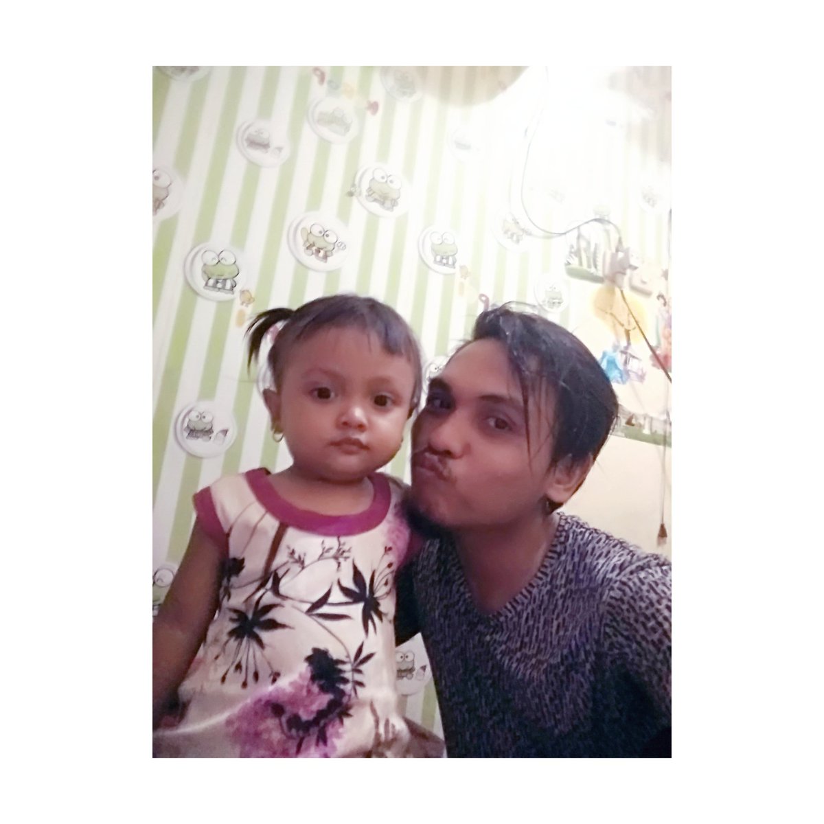 MputtII's tweet image. Brng myfamilLy akuhh 👨‍👩‍👧 😘